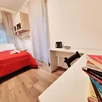 Comfortable 'n Modern شقة روما