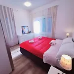 شقة Comfortable 'n Modern