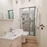 Comfortable 'n Modern * روما