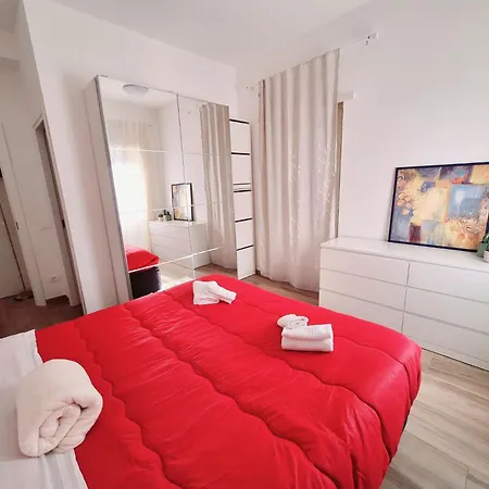 Comfortable 'n Modern