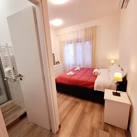 Comfortable 'n Modern *