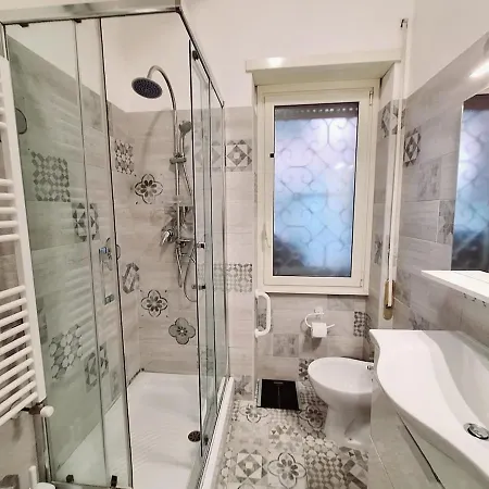 Comfortable 'n Modern